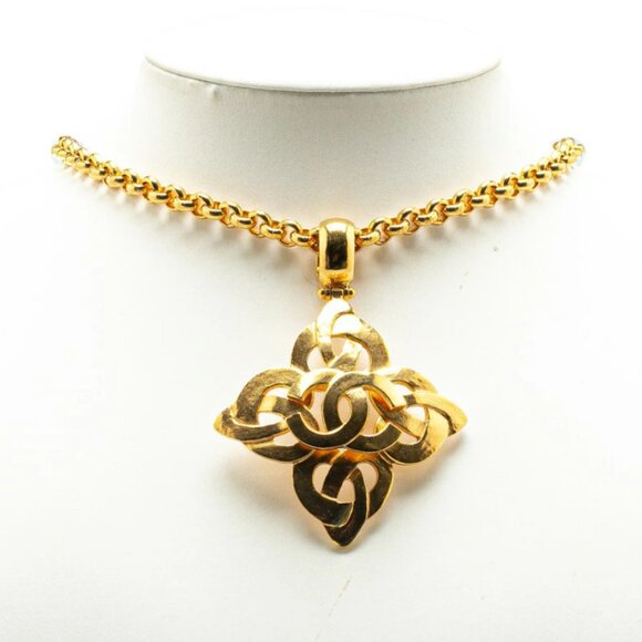 CHANEL CC Logos Rhombus Pendant Necklace 22" Gold Tone 97P Auth - Picture 1 of 4